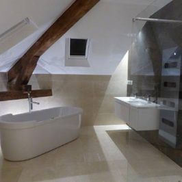 salle de bains marbre